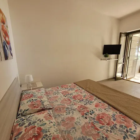 Apartmán Fronte Pineta Mare *